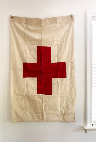 VINTAGE MEDIC FLAG #15
