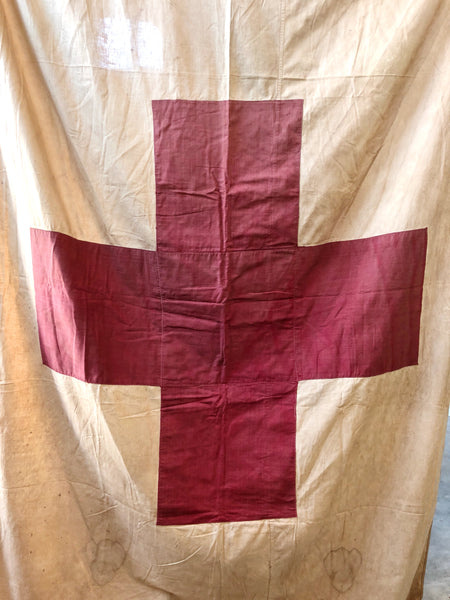 PERSONAL COLLECTION: WW1 ERA MEDIC FLAG #16
