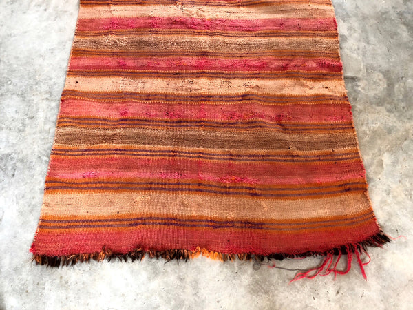VINTAGE KILIM RUG "LOLITA"
