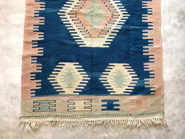 VINTAGE KILIM RUG "ALANA"