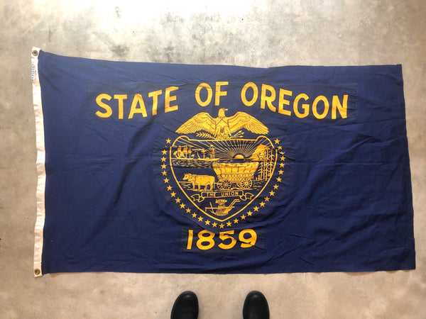 VINTAGE OREGON STATE FLAG