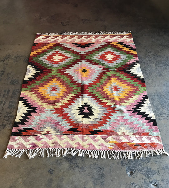 VINTAGE KILIM RUG "THE EMILY"