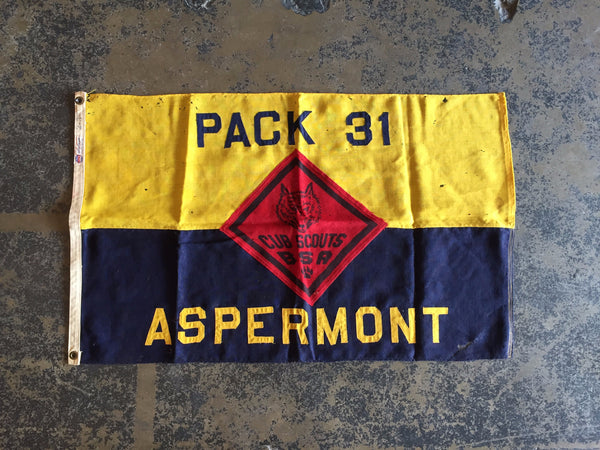 VINTAGE CUB SCOUT FLAG TROOP 31