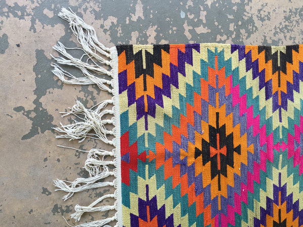 KILIM RUG