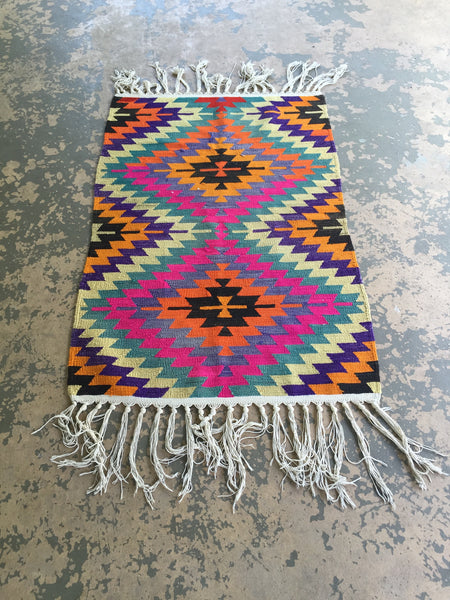 KILIM RUG