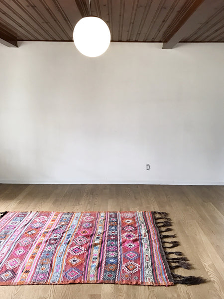 VINTAGE KILIM RUG