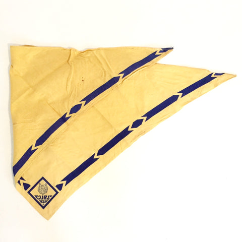 VINTAGE CUB SCOUT NECKERCHIEF