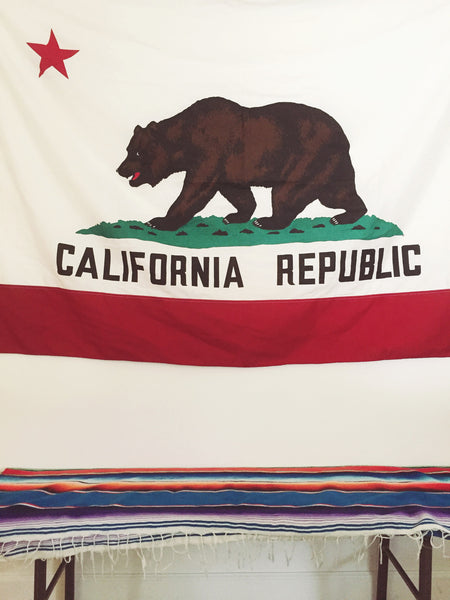 VINTAGE CALIFORNIA STATE FLAG