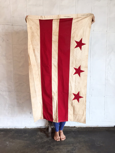 VINTAGE DISTRICT OF COLUMBIA FLAG