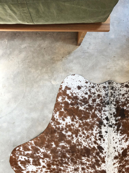 WHITE & BROWN DAPPLE COWHIDE RUG