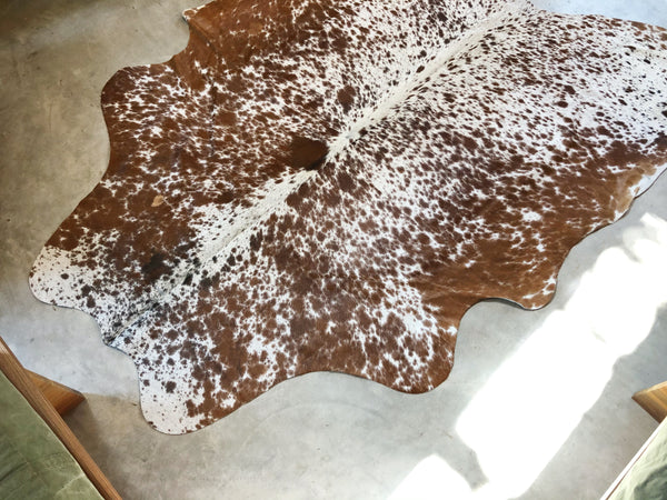 WHITE & BROWN DAPPLE COWHIDE RUG