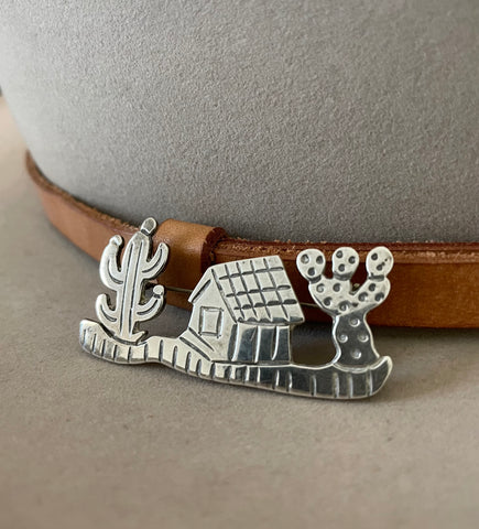 VINTAGE DESERT HOUSE BROOCH