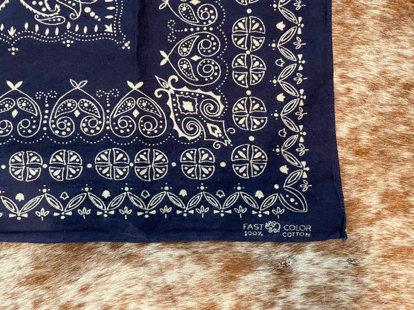 VINTAGE BANDANA