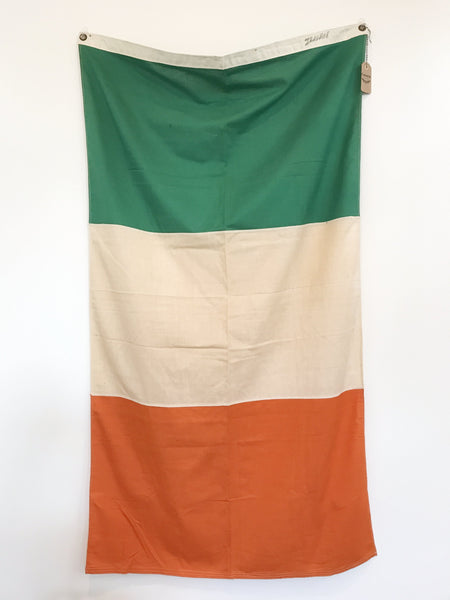 VINTAGE IRELAND FLAG