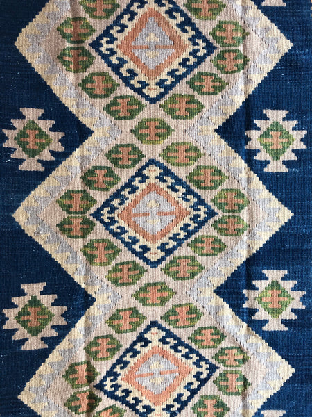 VINTAGE KILIM RUG "MOLLY”