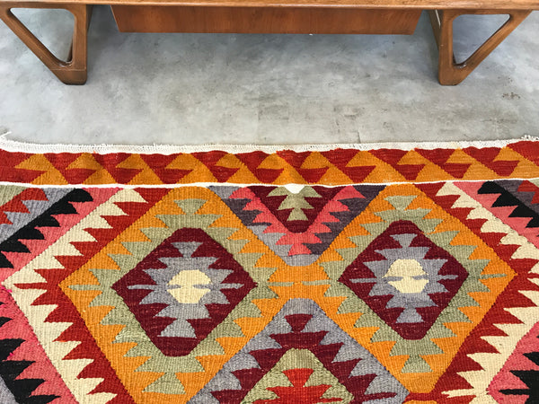 VINTAGE KILIM RUG "KAREN"