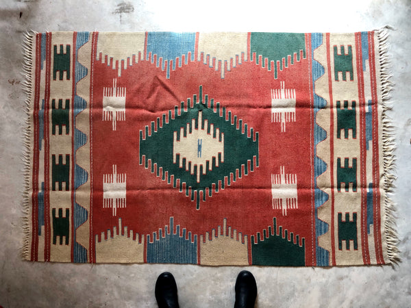 VINTAGE KILIM RUG "MRS. CLAUSE”