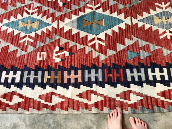 VINTAGE WOOL KILIM RUG “LEAH”