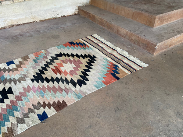 VINTAGE KILIM RUNNER "LINDSAY"