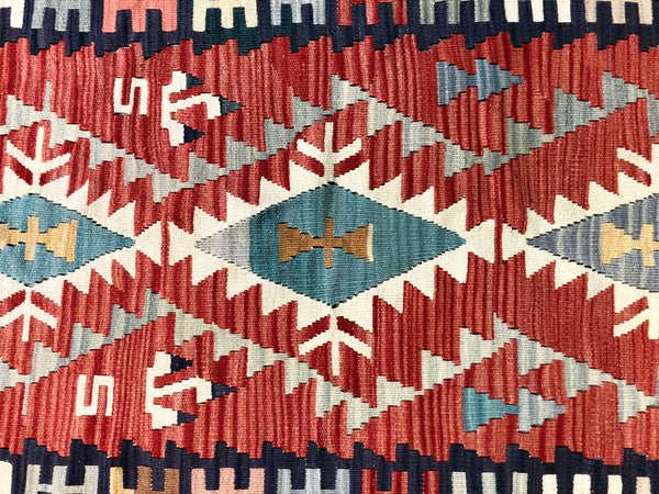 VINTAGE WOOL KILIM RUG “LEAH”