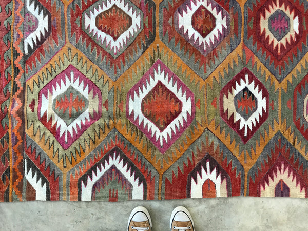 VINTAGE KILIM RUG "DEE DEE"