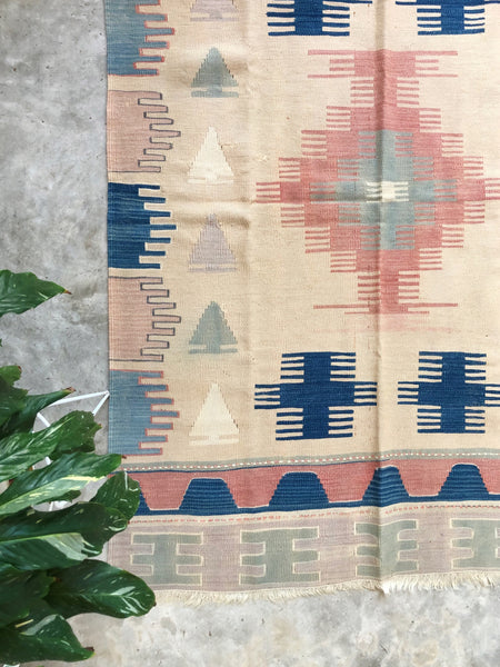 VINTAGE KILIM RUG “KRISTEN”