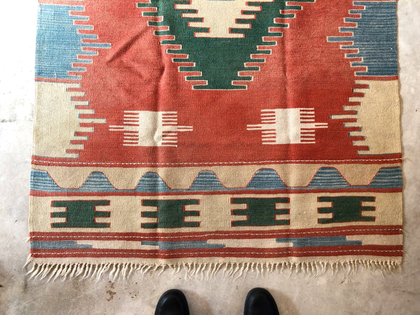 VINTAGE KILIM RUG "MRS. CLAUSE”